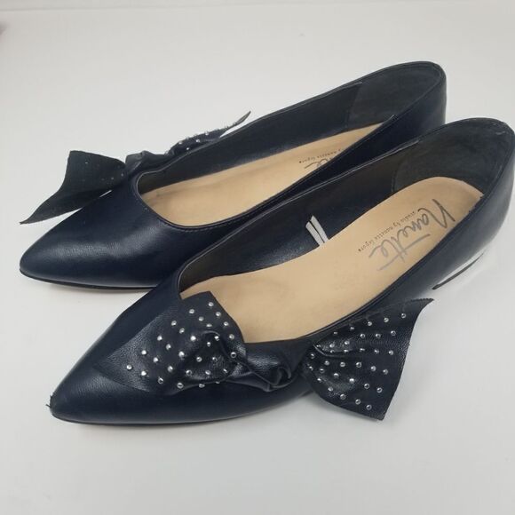 Annette Studio by Nanette Lepore. Cute flats with silver studded bow. - Picture 15 of 15